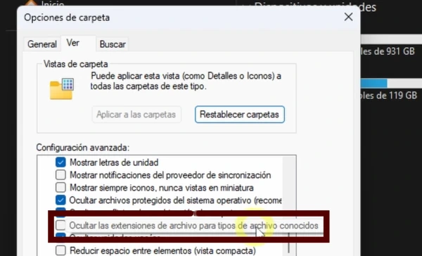 Desmarca la casilla "Ocultar extensiones de archivo" en Opciones de carpeta